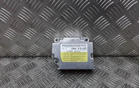 Mercedes-Benz B W245 Airbag control unit/module A1698204185