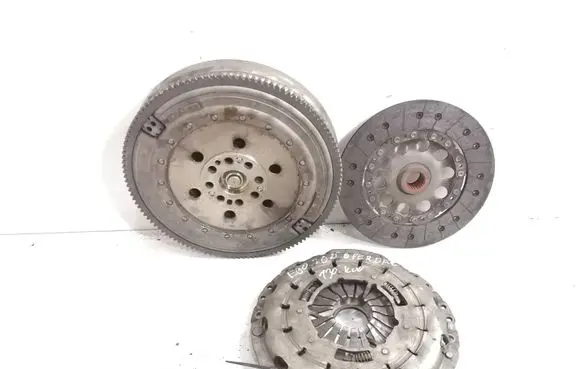 BMW 5 E60 E61 Clutch set kit 7568301 7637279