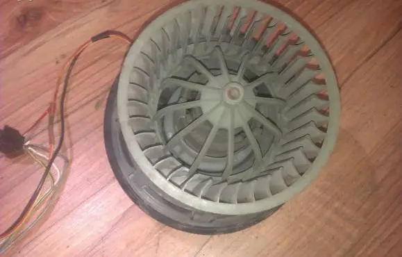 Heater fan/blower