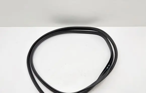 Subaru Ascent Rear door rubber seal (on body)