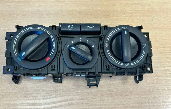Volkswagen Transporter - Caravelle T5 Climate control unit 7H0820045AM 7H0820045AM9B9