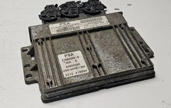 Citroen C3 Engine control unit/module 9642222380 9649220780 S2PM382