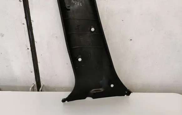 Nissan Leaf II (ZE1) (B) pillar trim (bottom) 769153NL0A