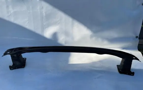 Volkswagen Touran II Rear bumper support beam 