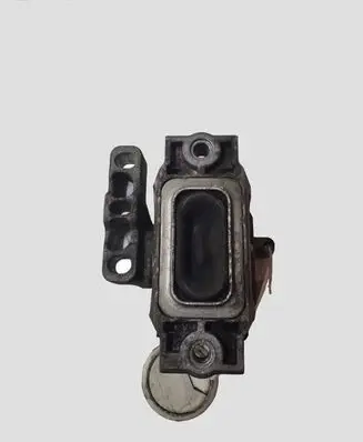 Volkswagen Touran I Engine mount bracket 1K0199262