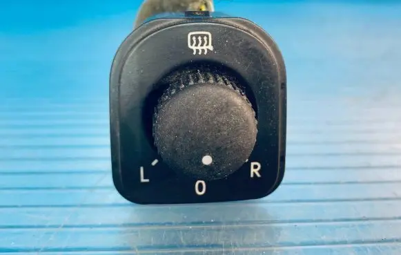 Volkswagen PASSAT B6 Wing mirror switch 1K0959565H