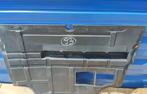 Renault Trafic II (X83) Engine splash shield/under tray 8200225279