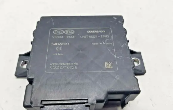 Hyundai i30 Tire pressure control unit 958001H001 nr1675