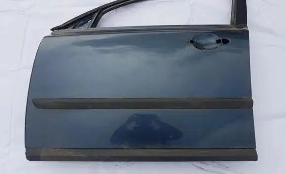 Volvo V50 Front door melynos