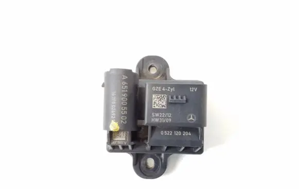 Glow plug pre-heat relay