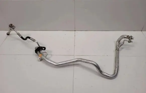 Ford Kuga II Air conditioning (A/C) pipe/hose GV61-19E881-NF