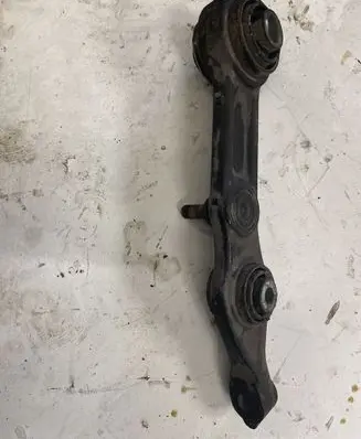 Mercedes-Benz CLS C219 Front control arm
