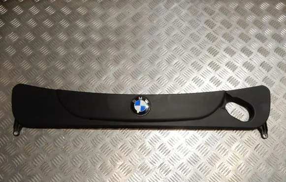 BMW 5 E60 E61 Engine cover (trim) 11147801282 7801282 5610