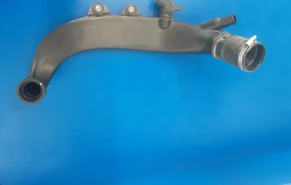 BMW Z4 E89 Air intake hose/pipe 7556550