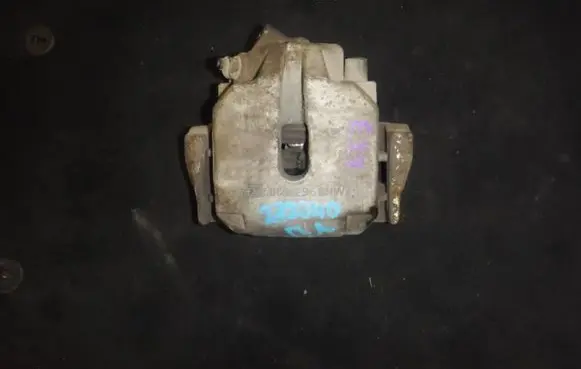 BMW 5 E39 Front brake caliper 34111163385