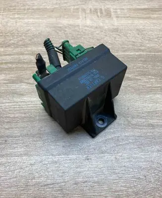 Citroen C5 Glow plug pre-heat relay 9639912580 51299011A