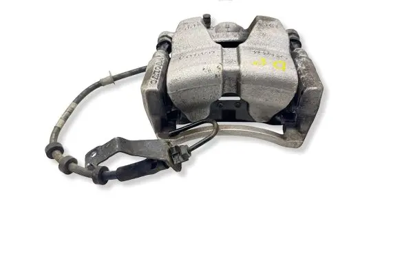 Volvo XC40 Front brake caliper 32329523
