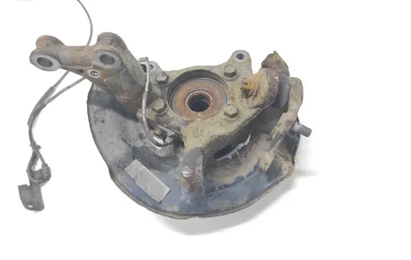 Toyota Avensis T270 Front wheel hub