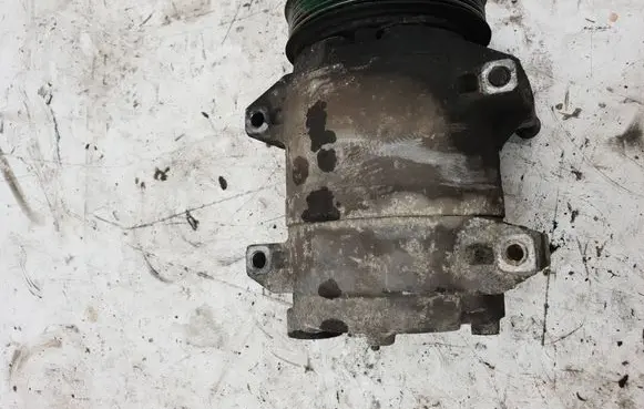 Volvo XC90 Air conditioning (A/C) compressor (pump) 