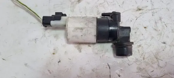 Peugeot 607 Windscreen/windshield washer pump 9641553980