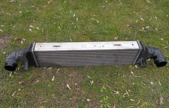 Mercedes-Benz E C207 W207 Intercooler radiator A2045000200