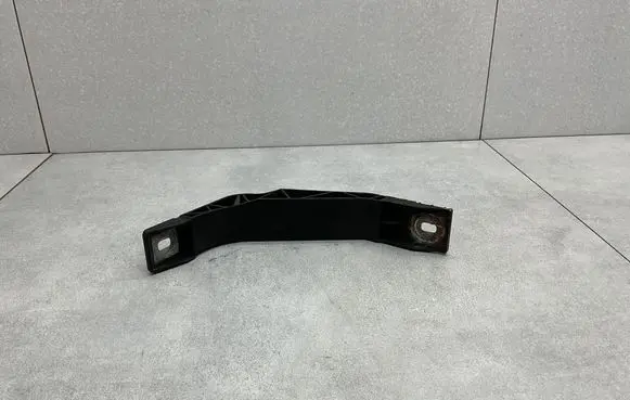 Audi Q3 8U Radiator support slam panel bracket 8U0805528