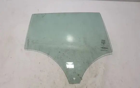 Volvo C40 Rear door window glass 32132247