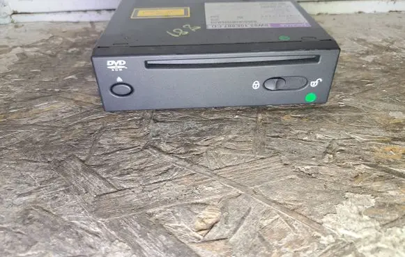 Jaguar XF Navigation unit CD/DVD player 8W8310E887CD 8W8310E887 4621008822
