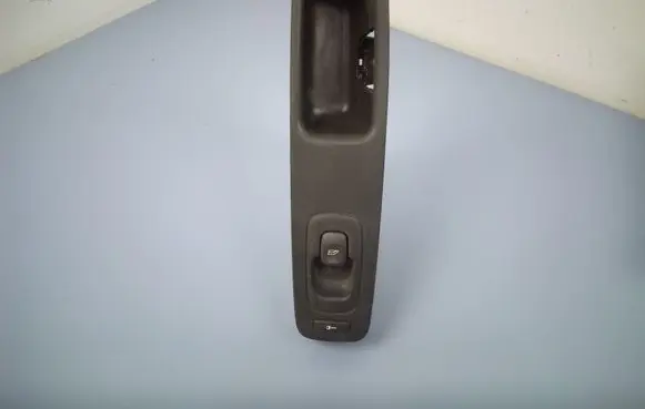 Volvo S80 Electric window control switch 8673187