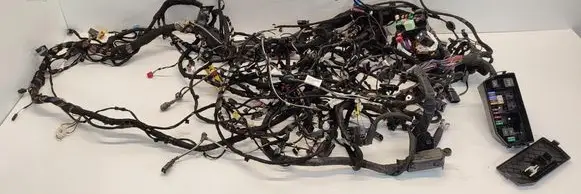 Seat Arona Front door wiring loom/harness boot 