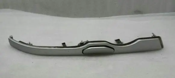 BMW 3 E46 Under headlight/headlamp trim 8231044