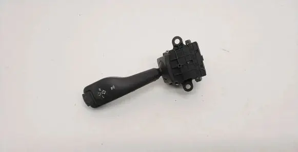 BMW 5 E39 Indicator stalk 8363668K 01104010