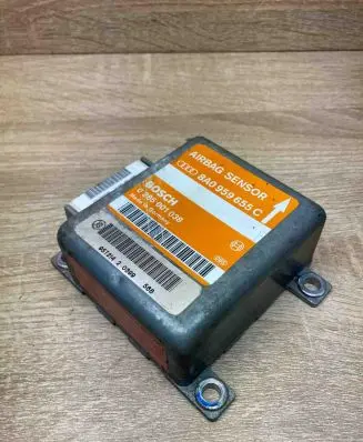 Audi A4 S4 B5 8D Airbag control unit/module 8A0959655C 0285001038 Used