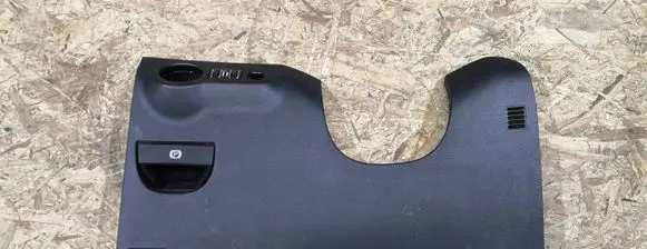 Dashboard lower bottom trim panel