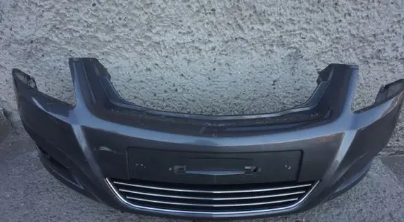 Opel Zafira B Front bumper
