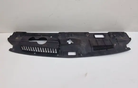 Mitsubishi Outlander Engine bonnet/hood lock trim molding 7450A753