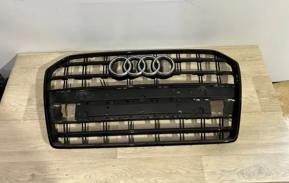 Audi A6 C7 Front bumper upper radiator grill 8P0853037 AU35XPA