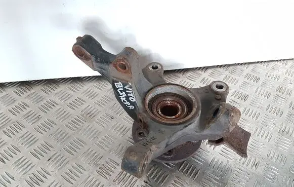 Mercedes-Benz V Class W447 Front wheel hub A4473320201 A4473300020 18T1973089