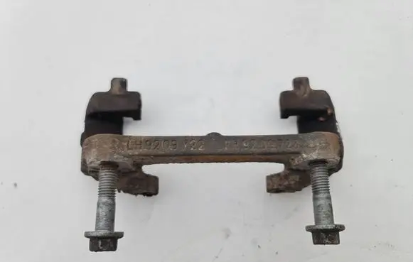 Volvo V70 Front Brake Caliper Pad/Carrier 9209723 9209722