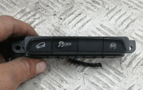 MG ZS Traction control (ASR) switch 10700972 10003589 20200330
