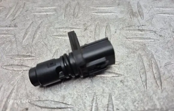 Toyota RAV 4 (XA50) Camshaft speed sensor 3550