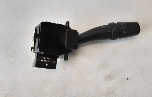 KIA Sorento Light switch