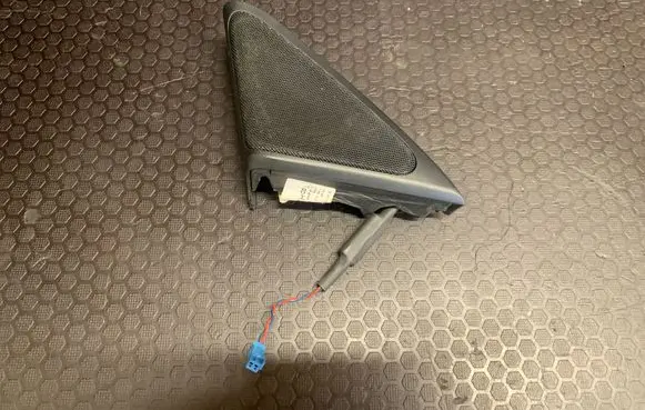 BMW 7 F01 F02 F03 F04 Front door high frequency speaker 7226613 07603
