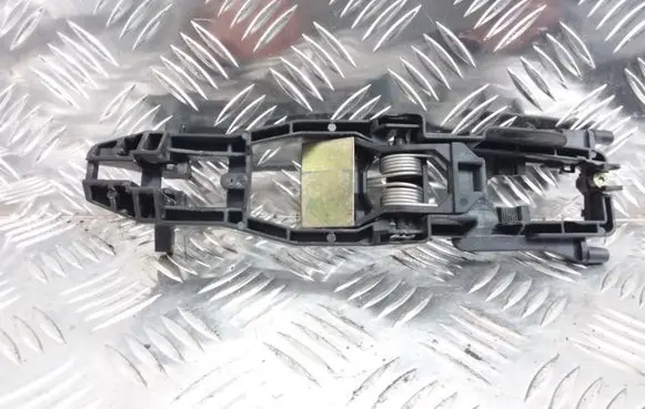 Front door exterior handle/bracket