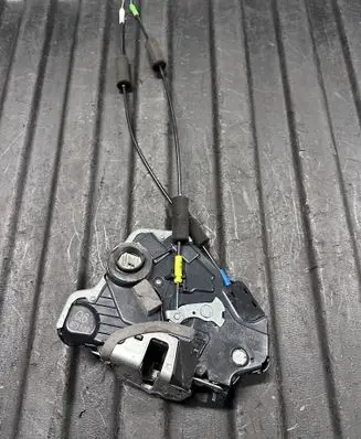 Lexus RX 450H Front door lock A046693 9F1509