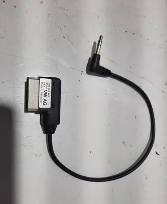 Volkswagen Touareg II iPod connector socket 7P6035443