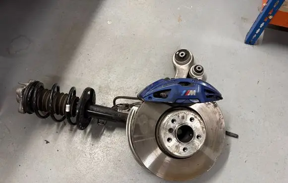 BMW i4 Front wheel hub spindle knuckle 22351065 G26V134BEV 6893259