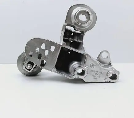 Audi A4 S4 B6 8E 8H Engine mounting bracket 8E0199351C