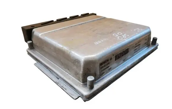 Volvo XC90 Engine control unit/module 30637733A 04084 0281011078