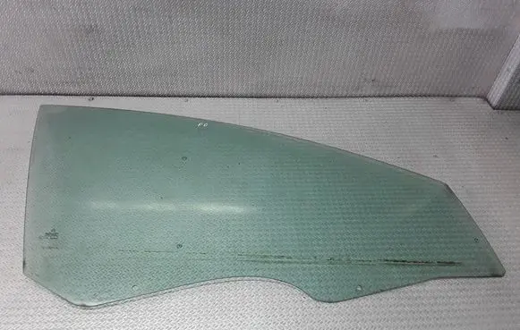 Citroen C5 Front door window glass four-door